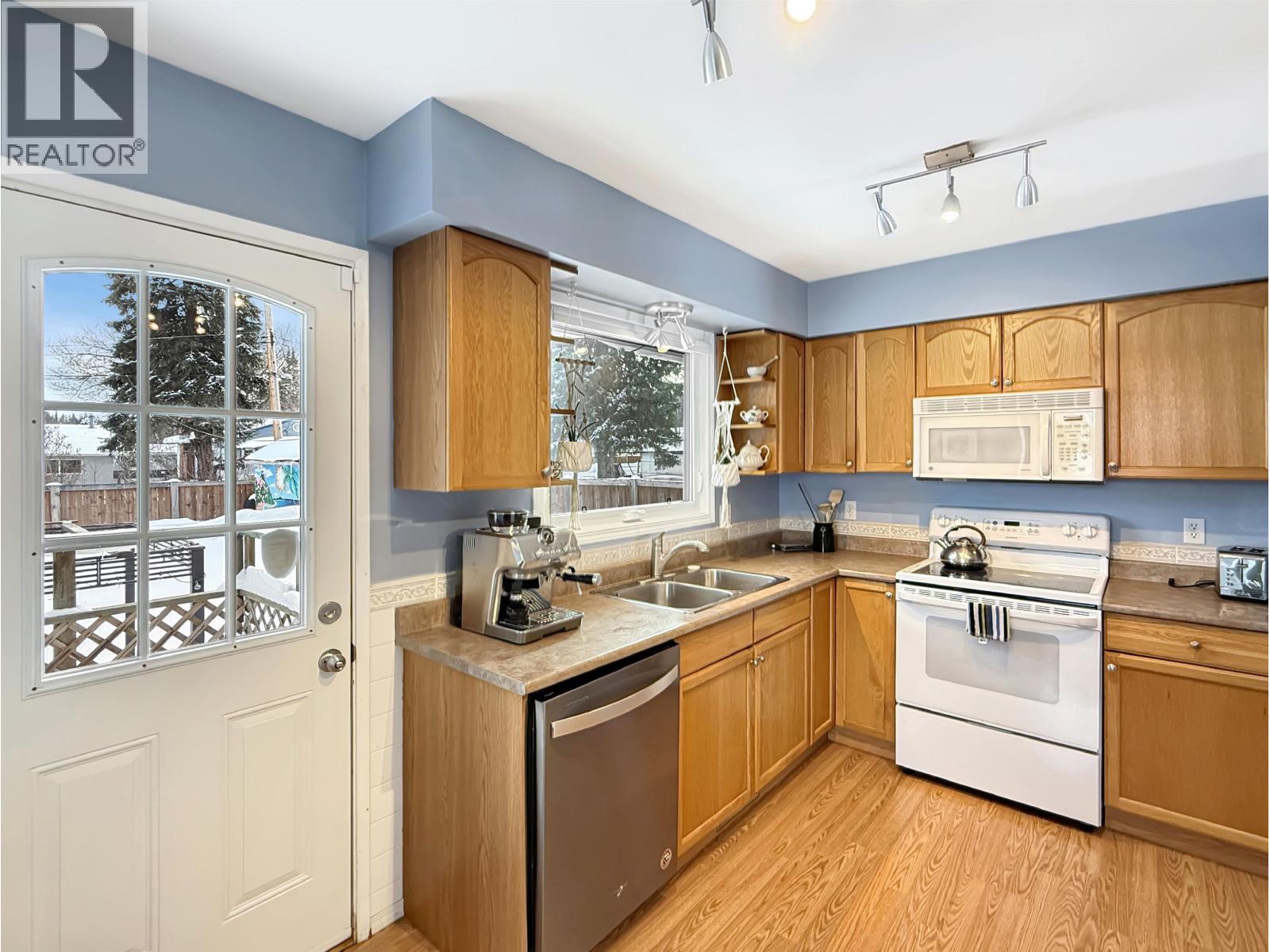 2823 Athlone Avenue, Prince George, British Columbia  V2N 1G1 - Photo 12 - R3105651