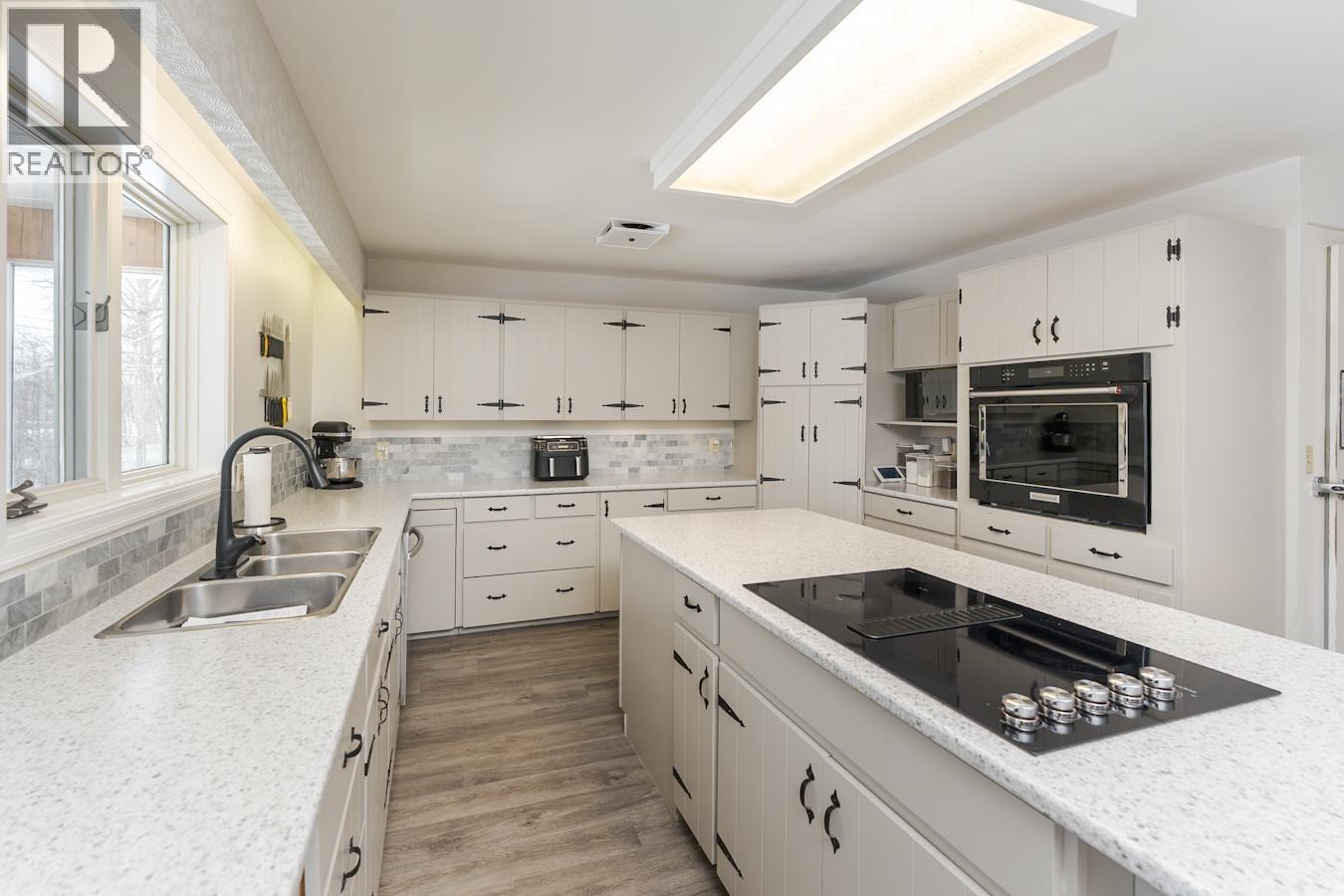 540 Cutbank Road, Prince George, British Columbia  V2K 5P4 - Photo 7 - R3106010