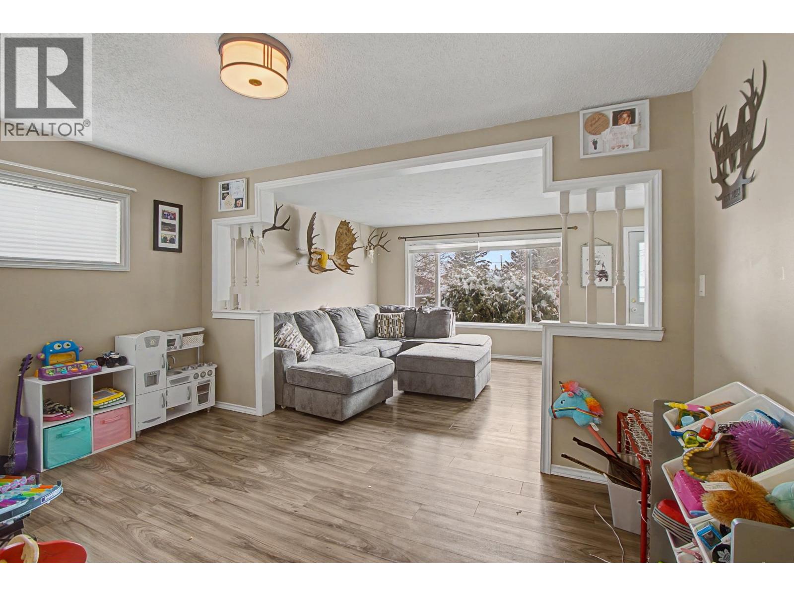 2422 Mytting Road, Prince George, British Columbia  V2K 1R7 - Photo 4 - R3106130