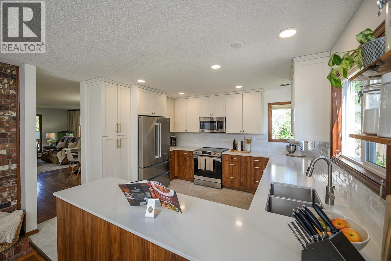 5620 Mcgrath Place, Prince George, British Columbia  V2N 3S8 - Photo 9 - R3106215