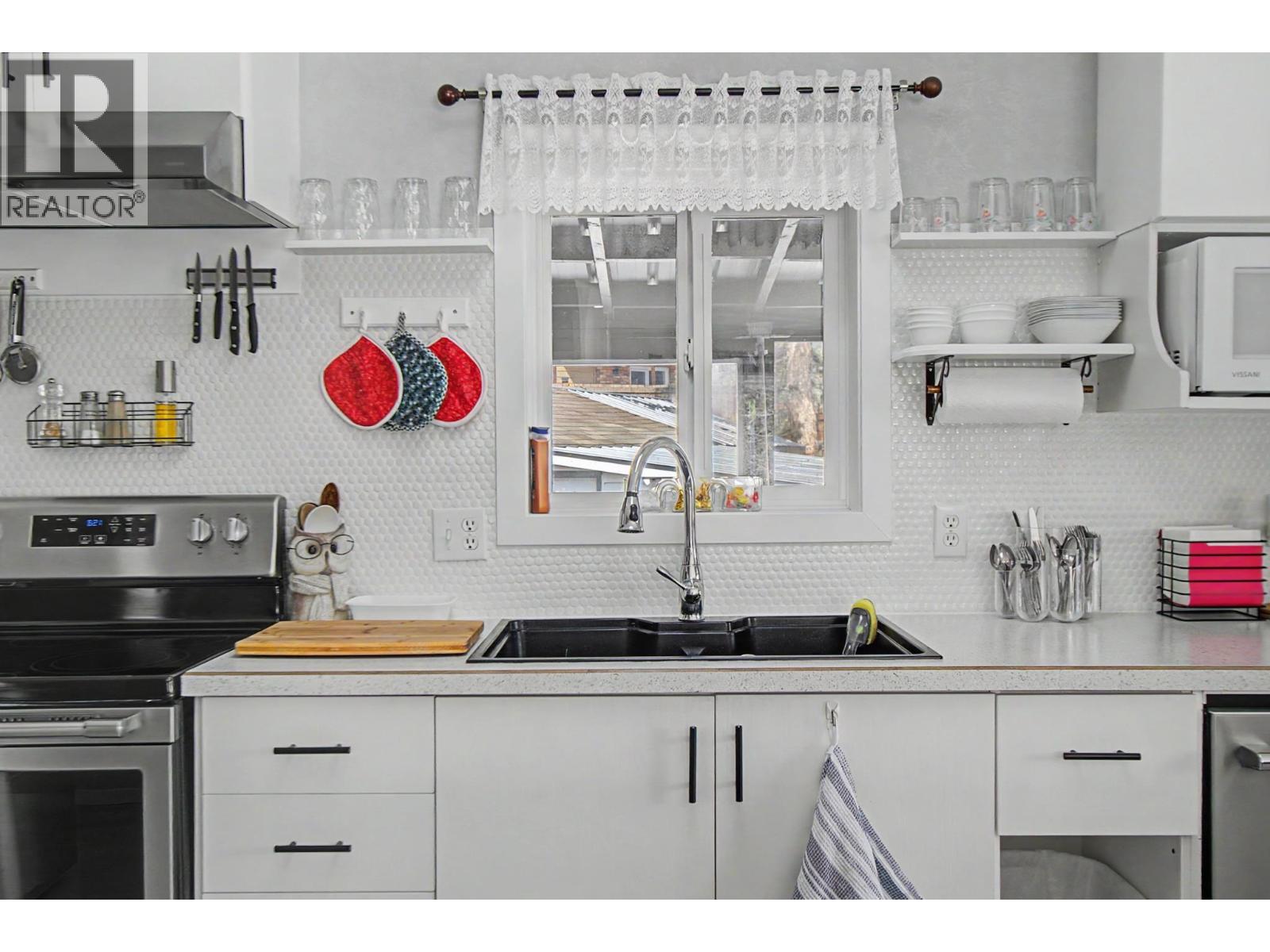 4881 Randle Road, Prince George, British Columbia  V2K 1S9 - Photo 8 - R3106411