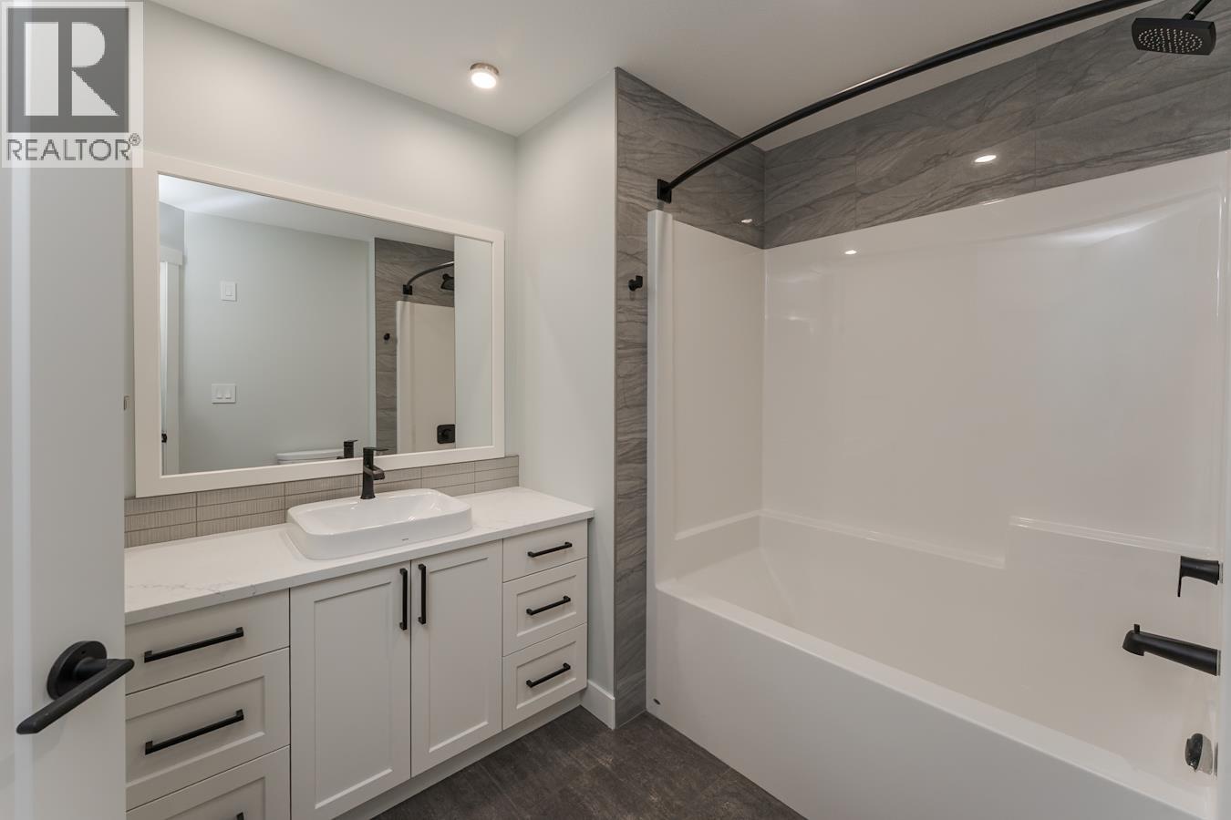 7240 Hillu Road, Prince George, British Columbia  V2K 0B4 - Photo 24 - R3106127