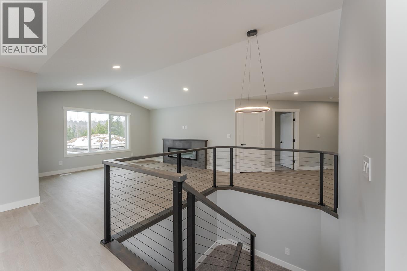 7240 Hillu Road, Prince George, British Columbia  V2K 0B4 - Photo 3 - R3106127