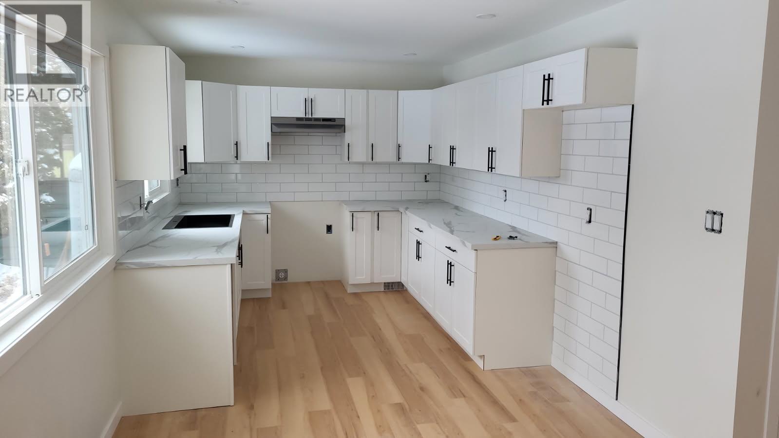 389 Nicholson Street, Prince George, British Columbia  V2M 2L8 - Photo 1 - R3106826