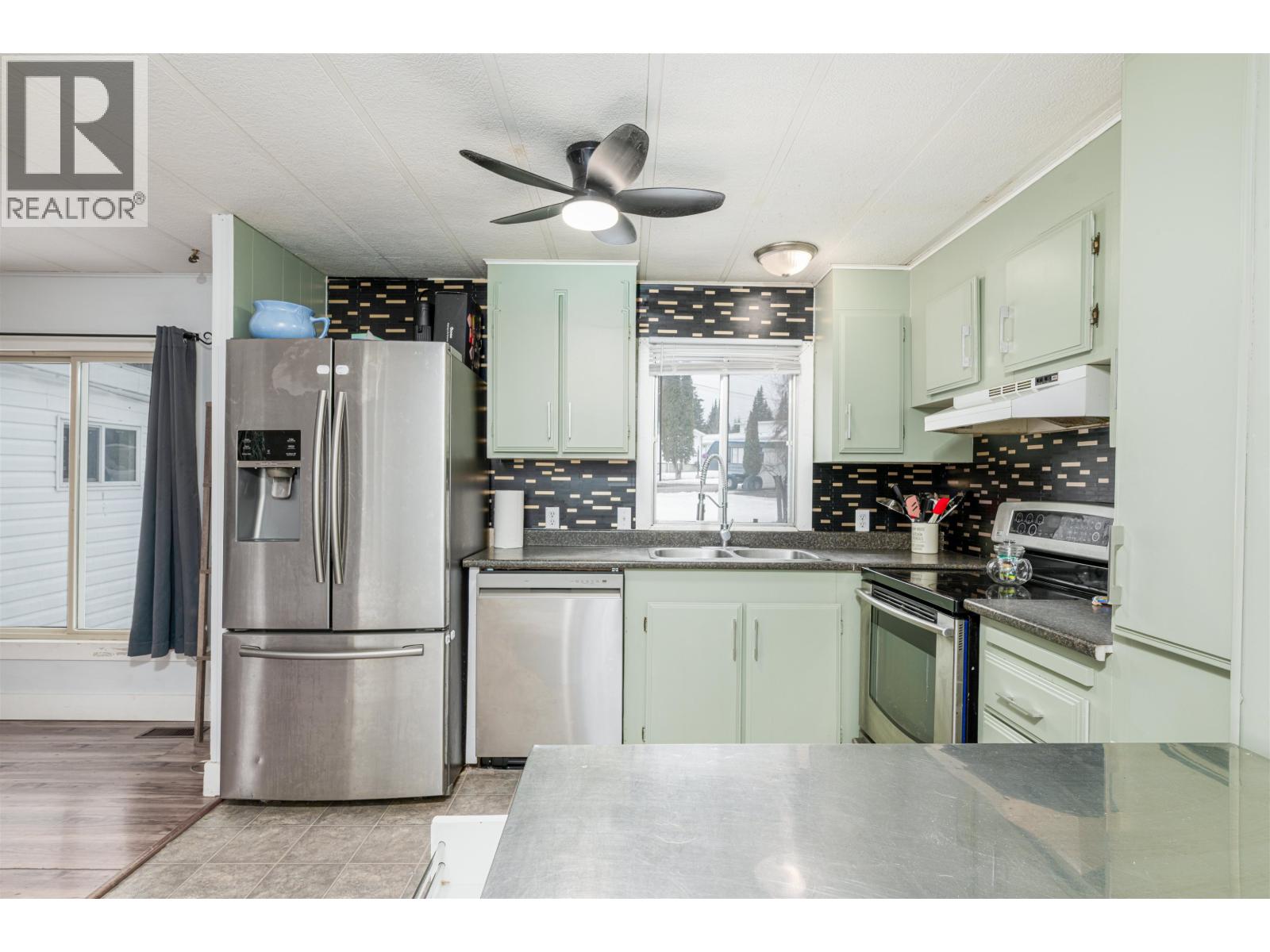 3952 Diamond Drive, Prince George, British Columbia  V2K 3M4 - Photo 9 - R3107590