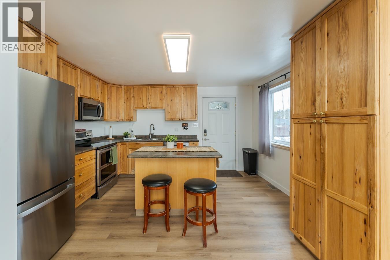 821 N Blackburn Road, Prince George, British Columbia  V2N 6B6 - Photo 4 - R3108017