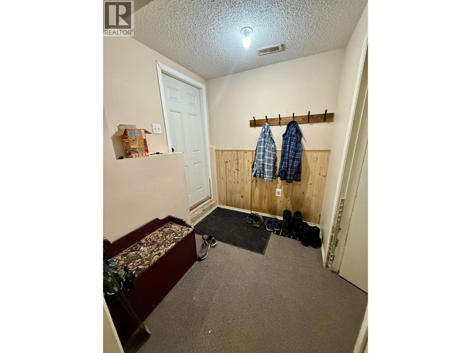 13360 Lerelyn Road, Prince George, British Columbia  V2N 5X9 - Photo 19 - R3108315