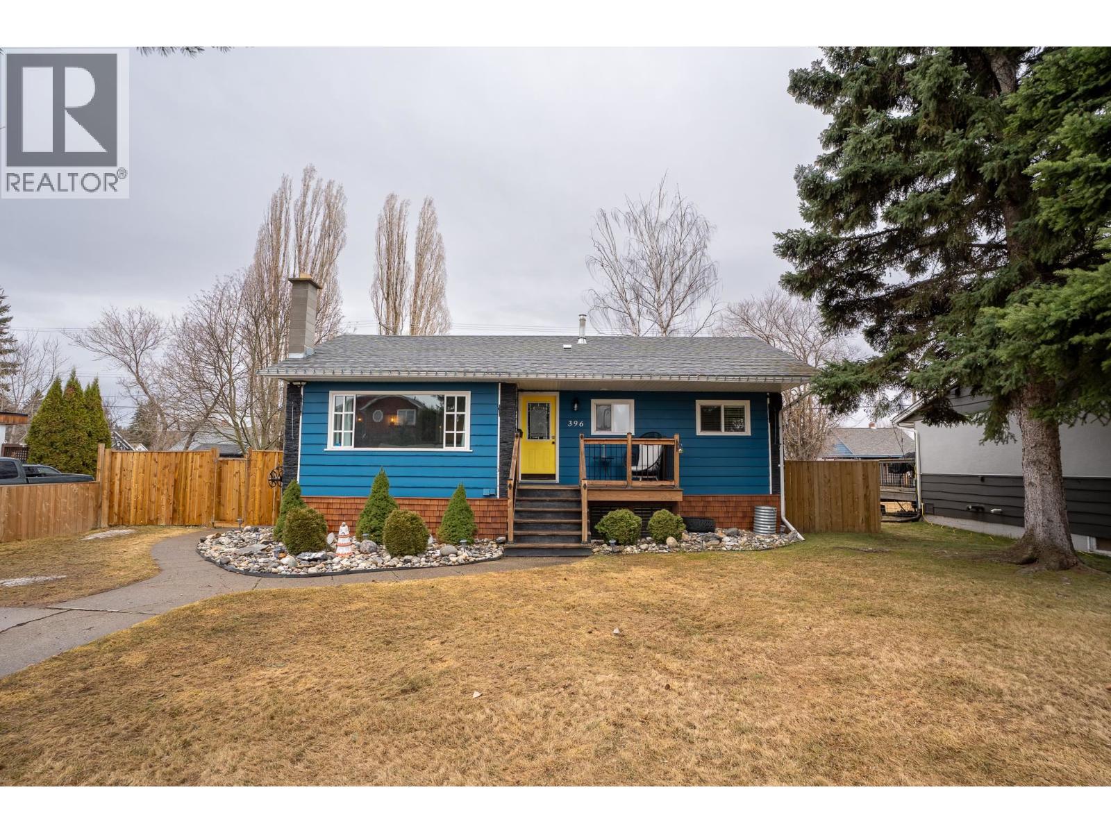 396 Burden Street, Prince George, British Columbia  V2M 2H3 - Photo 2 - R3109181