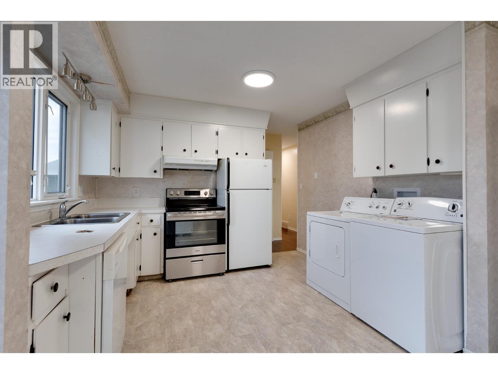 204 Watson Crescent, Prince George, British Columbia  V2L 4P3 - Photo 8 - R3109843