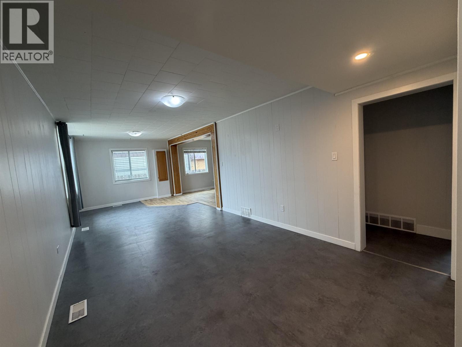 235 Burden Street, Prince George, British Columbia  V2M 2H2 - Photo 3 - R3109907