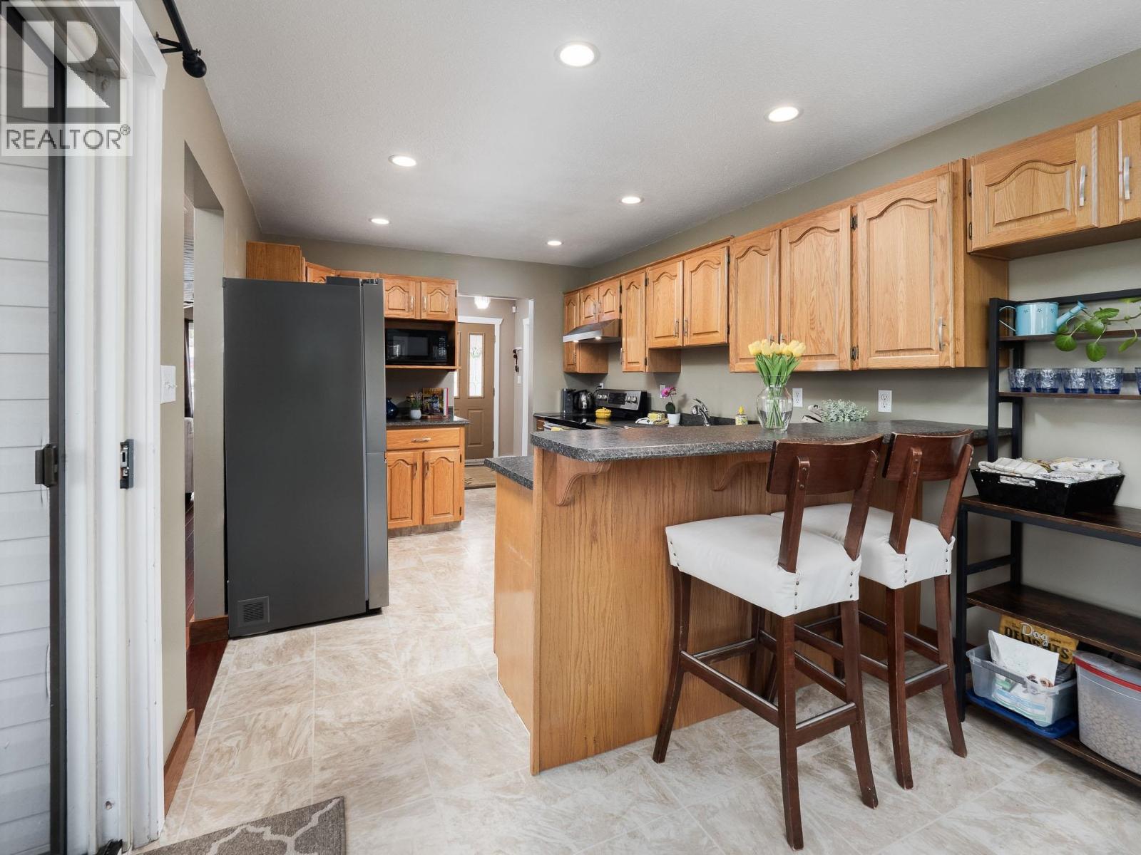 3449 Clearwood Place, Prince George, British Columbia  V2K 4R1 - Photo 7 - R3110587