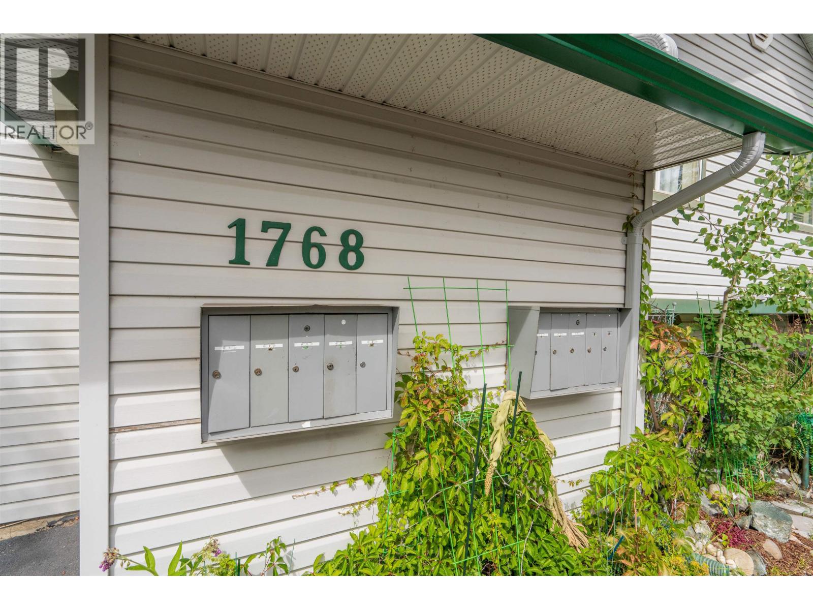 3 1768 Spruce Street, Prince George, British Columbia  V2L 2R4 - Photo 3 - R3110585