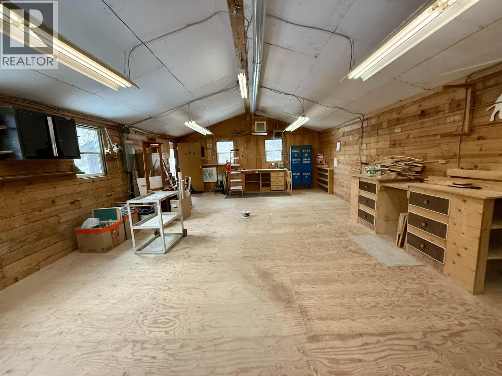 4865 Salmon Valley Road, Prince George, British Columbia  V2K 5W1 - Photo 31 - R3110972