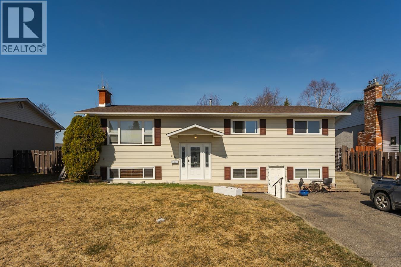 4234 Trapper Avenue, Prince George, British Columbia  V2M 5N1 - Photo 1 - R3111082