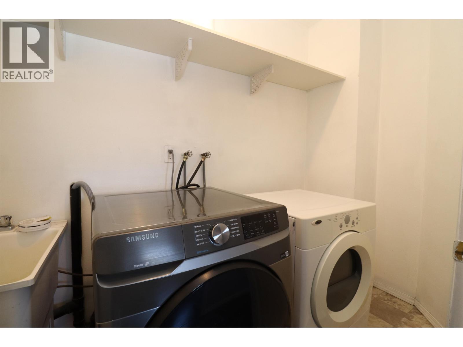 1930 Spruce Street, Prince George, British Columbia  V2L 2R4 - Photo 9 - R3111625