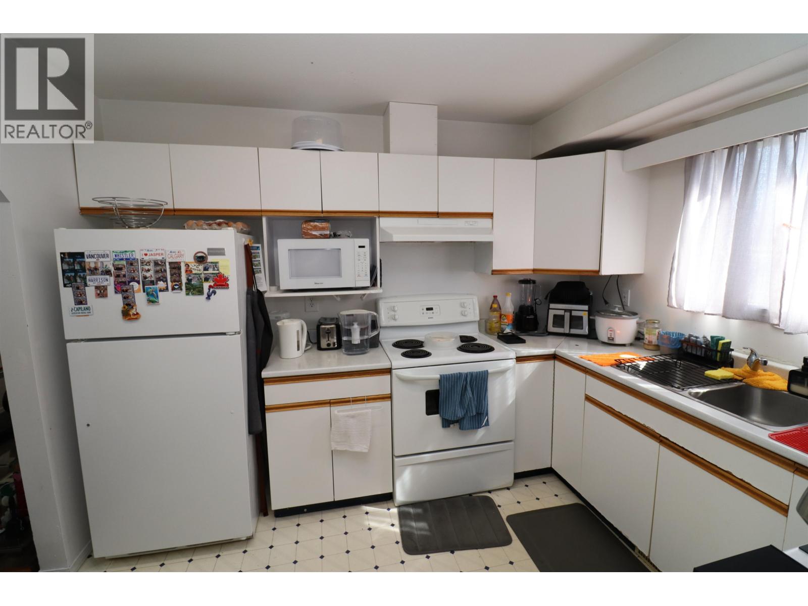 1934 Spruce Street, Prince George, British Columbia  V2L 2R4 - Photo 4 - R3111643