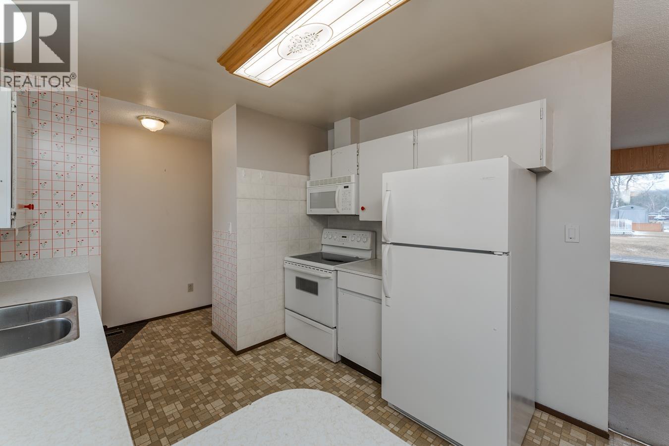 7600 Loyola Drive, Prince George, British Columbia  V2N 2X1 - Photo 15 - R3111680