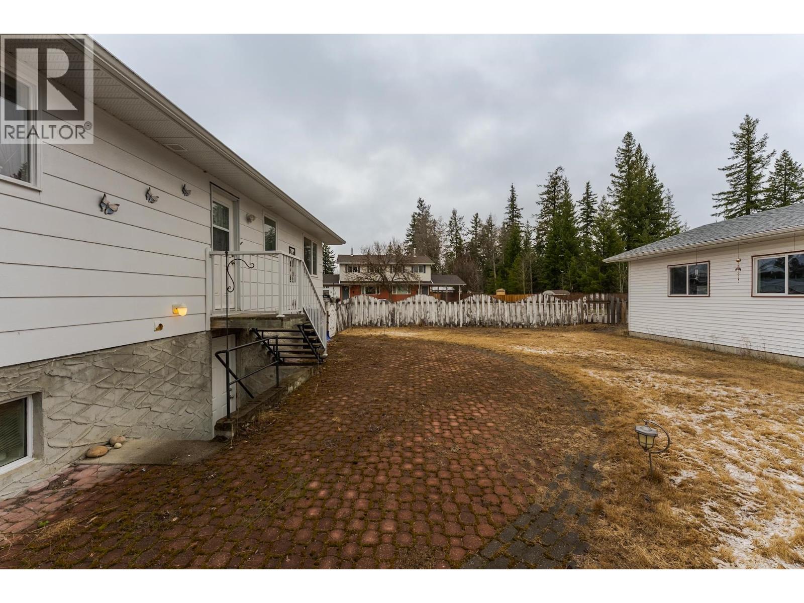 7600 Loyola Drive, Prince George, British Columbia  V2N 2X1 - Photo 35 - R3111680