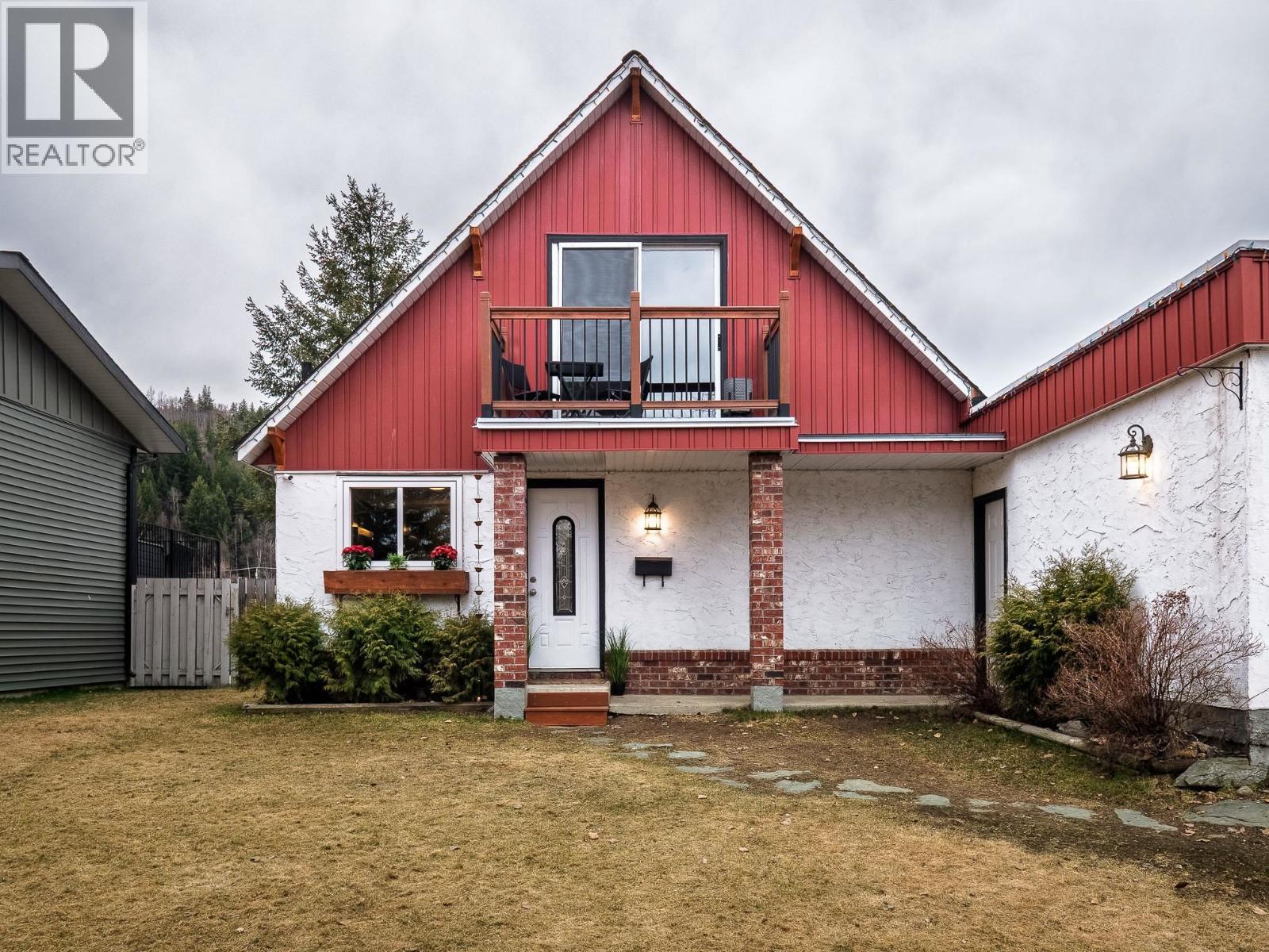 2293 Tapping Street, Prince George, British Columbia  V2N 3B5 - Photo 2 - R3111879