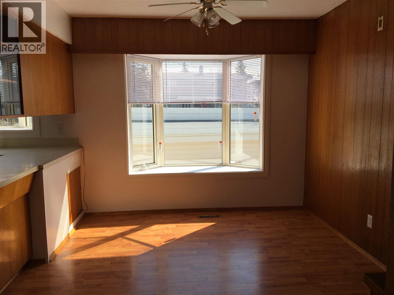 1830 Tamarack Street, Prince George, British Columbia  V2L 2T4 - Photo 3 - R3111926