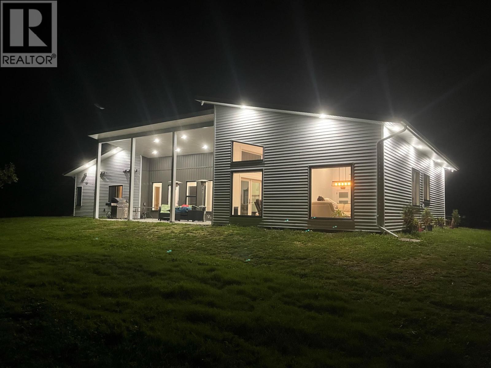 11900 Six Mile Lake Road, Prince George, British Columbia  V2N 6V4 - Photo 10 - R3112180