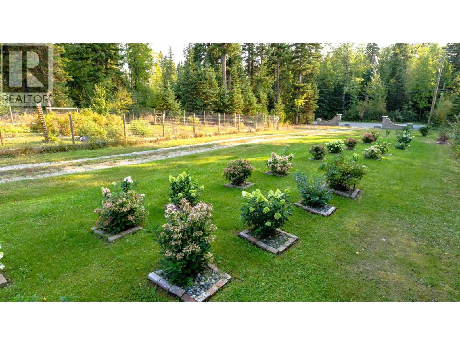 9845 Haldi Road, Prince George, British Columbia  V2N 6J5 - Photo 9 - R3112246