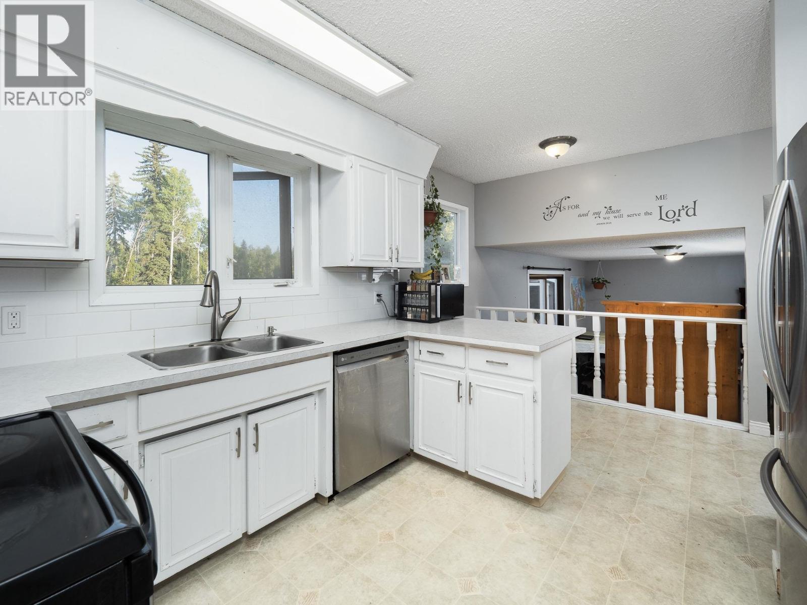 9930 Skylark Road, Prince George, British Columbia  V2N 5B6 - Photo 8 - R3112267