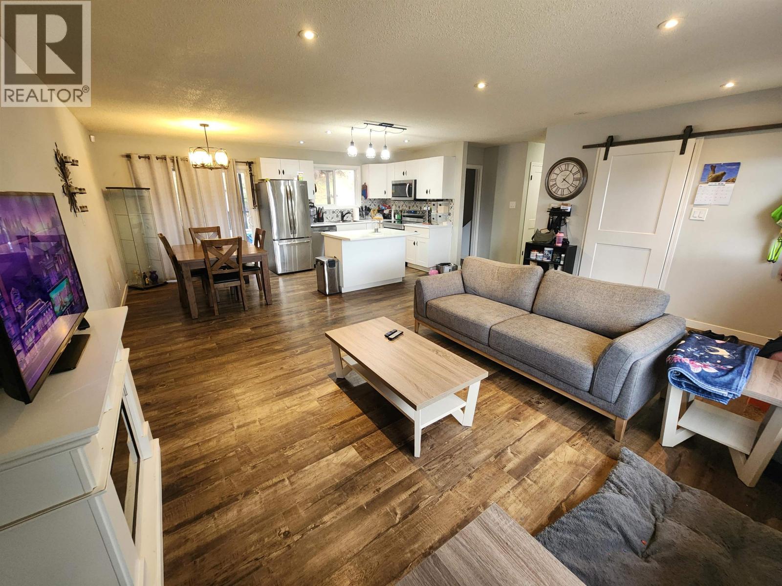 5801 Brock Drive, Prince George, British Columbia  V2N 2E3 - Photo 4 - R3112925