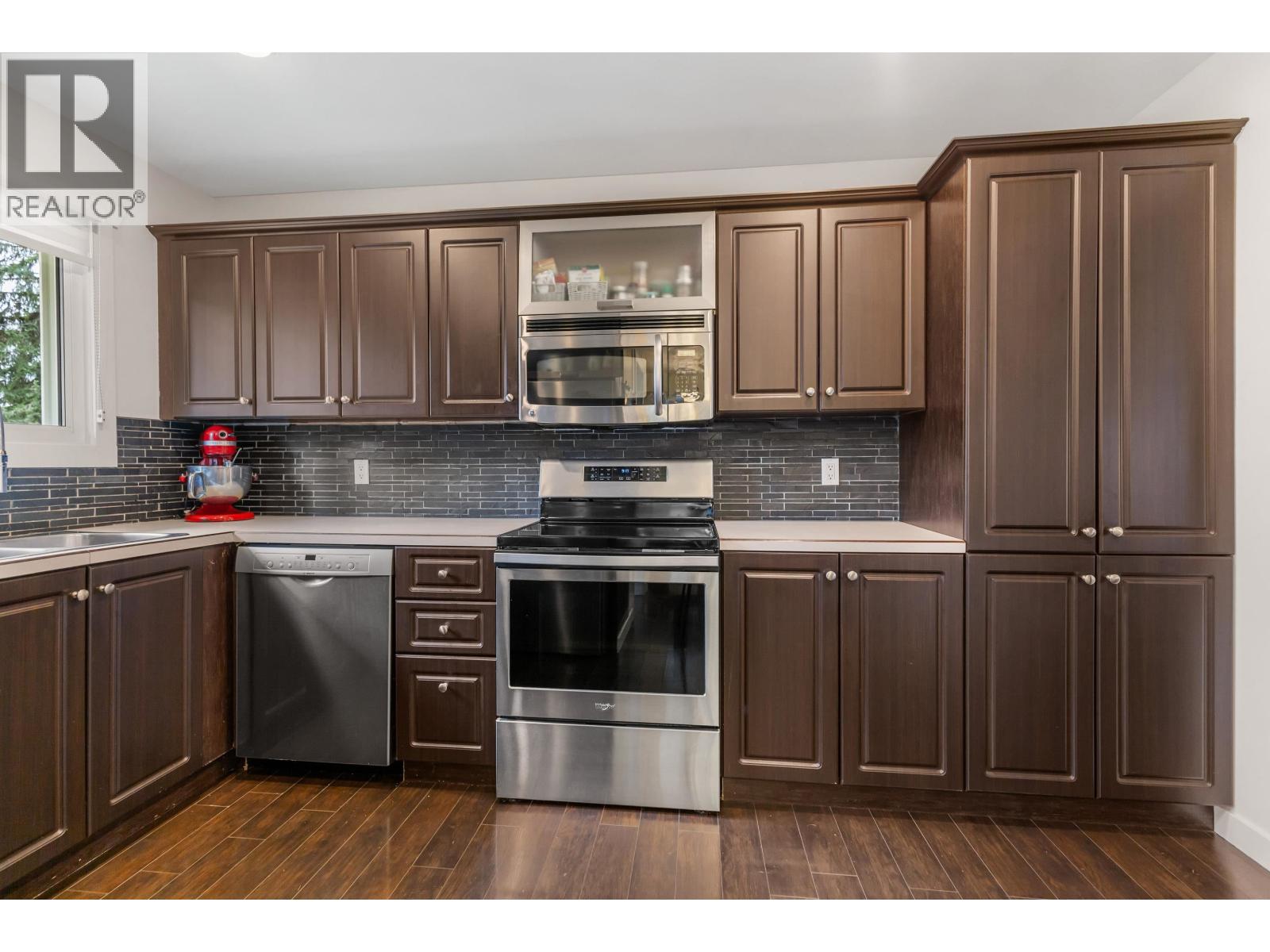 5696 Brock Drive, Prince George, British Columbia  V2N 2E4 - Photo 10 - R3113097